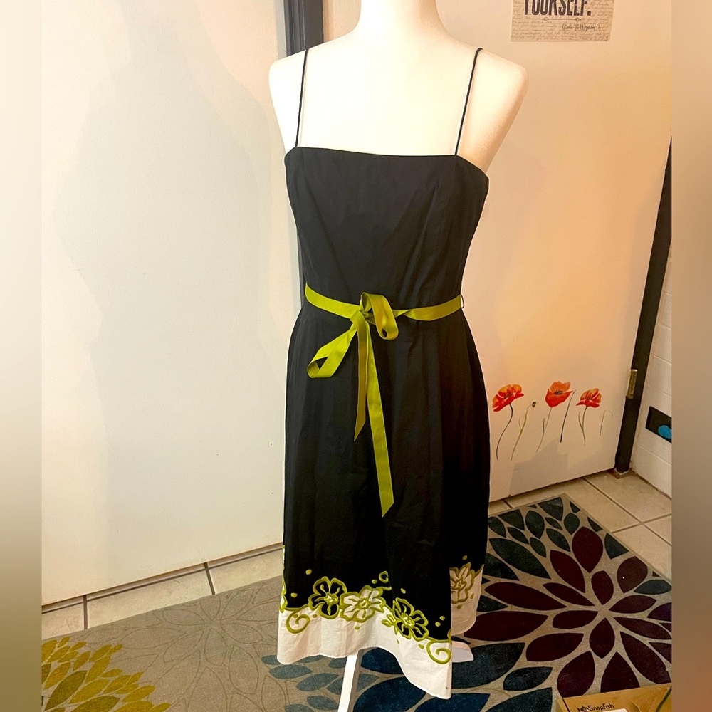 Spaghetti strap a-line black and white dress with green flower embroidery & bow